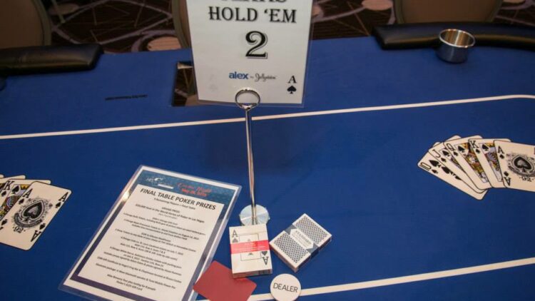 Texas Hold'em Table